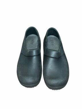 Crocs Bistro Work Clogs Black Slip Resistant Nursing Shoes Women’s 8
